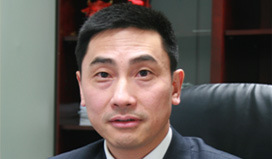 卢跃-董事长兼首席执行官 卢跃-董事长兼首席执行官