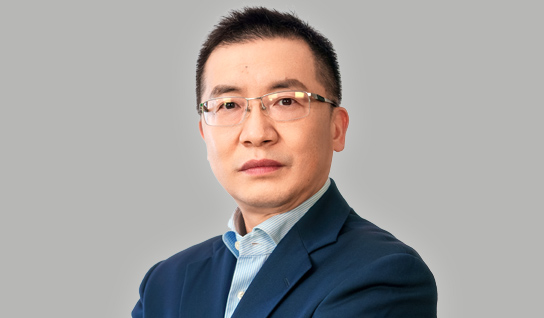 董續勇-總經理助理、首席風險管理執行官臨時負責人、首席合規官臨時負責人